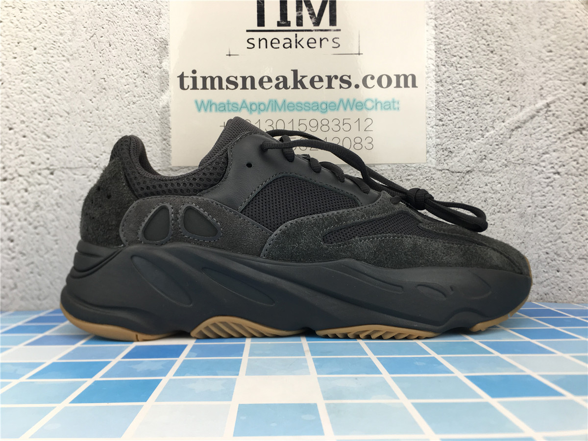 Yeezy Boost 700 Utility Black FV5304